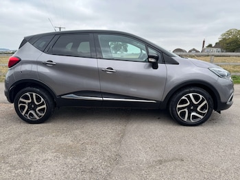 Used Renault Captur 2015 for sale - 75457651: Photo