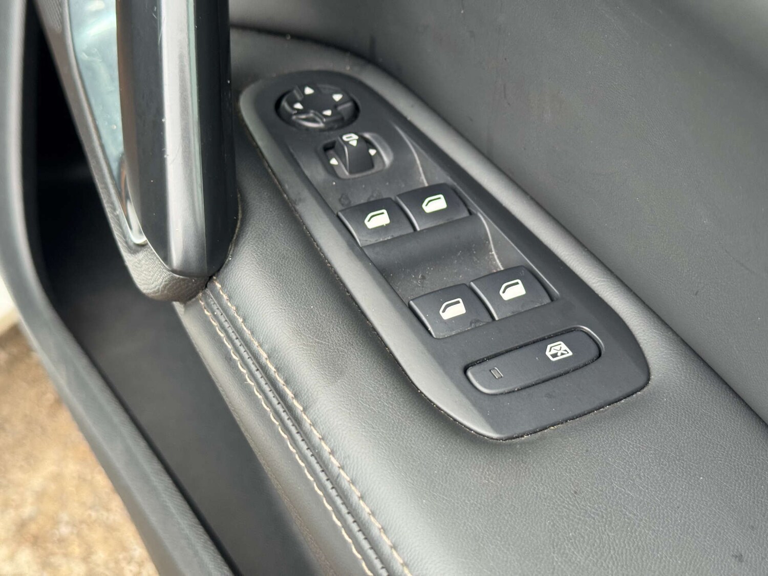 Used Peugeot 308 2014 for sale - 77667842: Photo 18