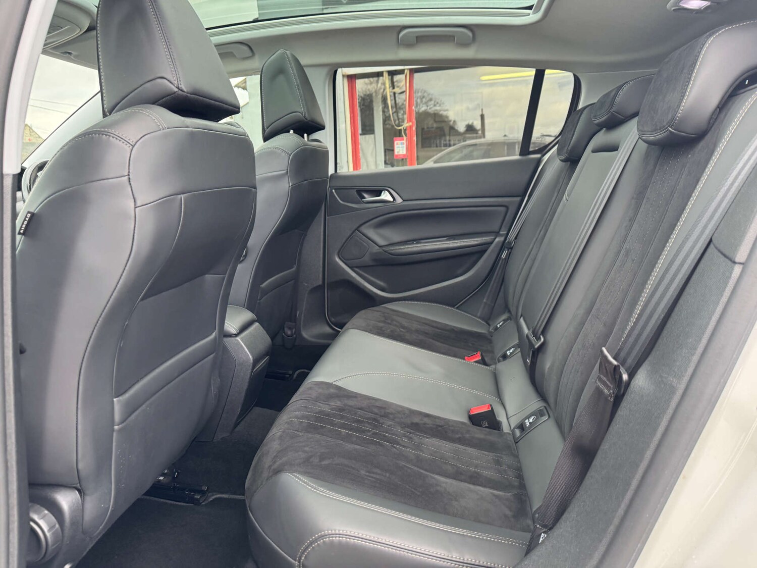 Used Peugeot 308 2014 for sale - 77667842: Photo 34