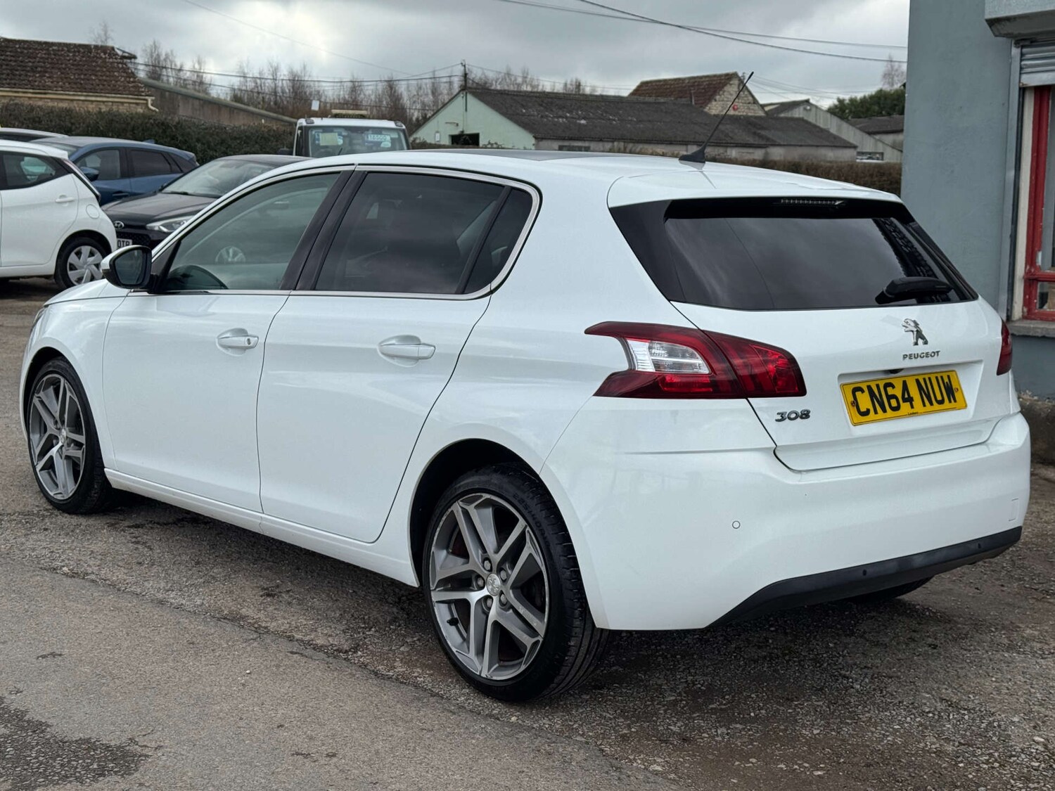 Used Peugeot 308 2014 for sale - 77667842: Photo 8