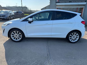Used Ford Fiesta 2018 for sale - 77750341: Photo