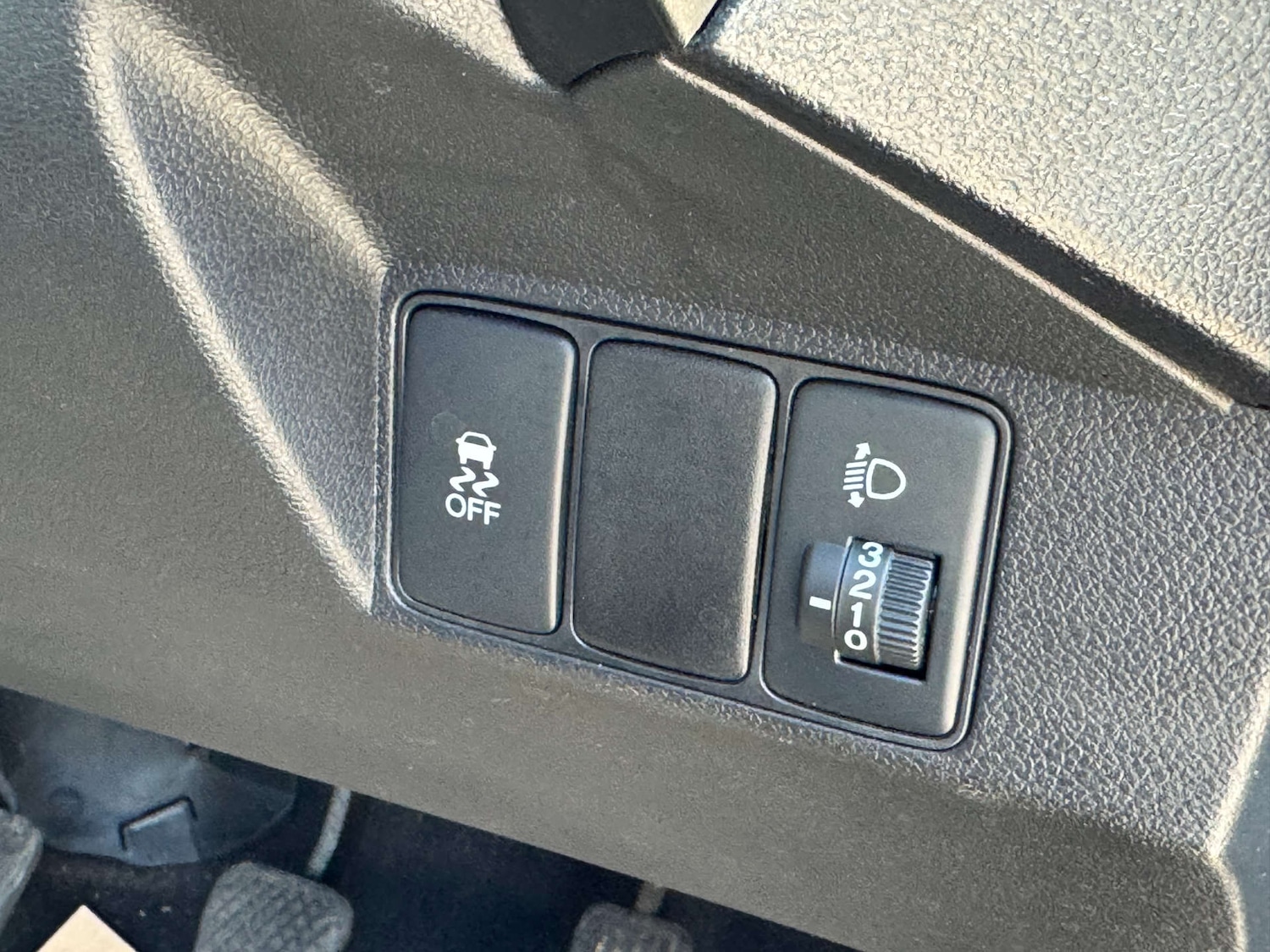 Vehicle 28