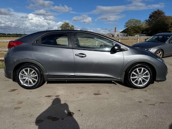Used Honda Civic 2013 for sale - 75713057: Photo