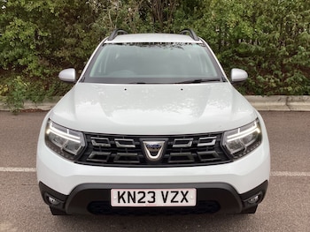 Used Dacia Duster 2023 for sale - 76168849: Photo 2