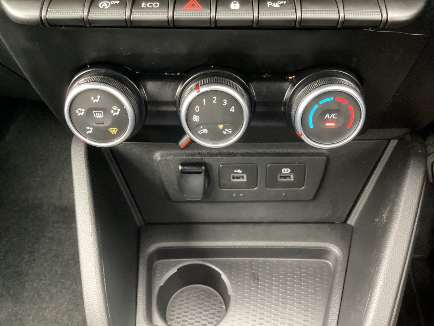 Used Dacia Duster 2023 for sale - 76168849: Photo 34