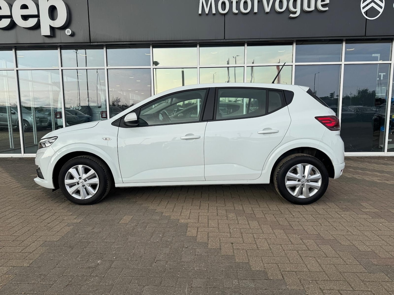 Used Dacia Sandero 2022 for sale - 76868917: Photo 28