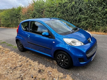 Used Peugeot 107 2010 for sale - 79572606: Photo
