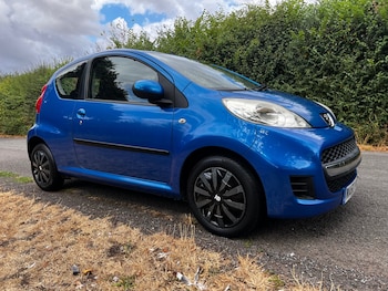 Used Peugeot 107 2010 for sale - 79572606: Photo