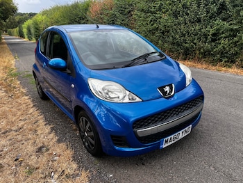 Used Peugeot 107 2010 for sale - 79572606: Photo