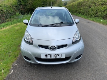 Used Toyota AYGO 2011 for sale - 76960355: Photo
