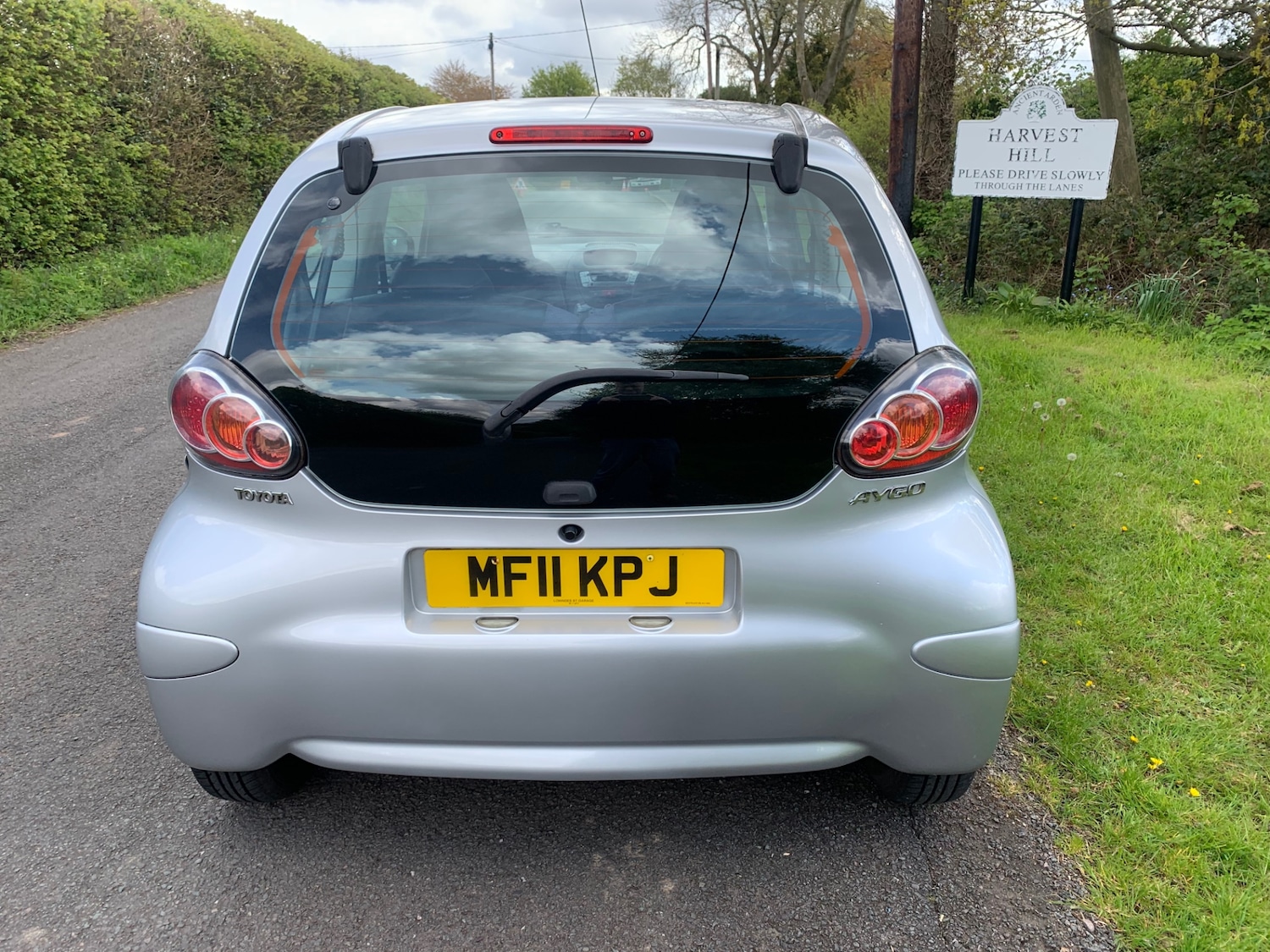 Used Toyota AYGO 2011 for sale - 76960355: Photo 8