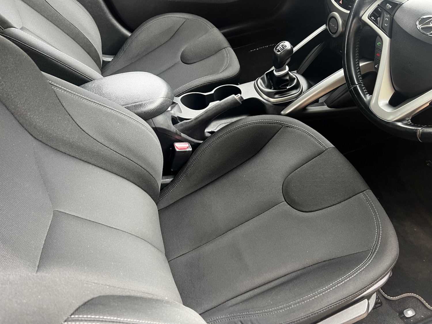 Used Hyundai Veloster 2012 for sale - 77005556: Photo 24