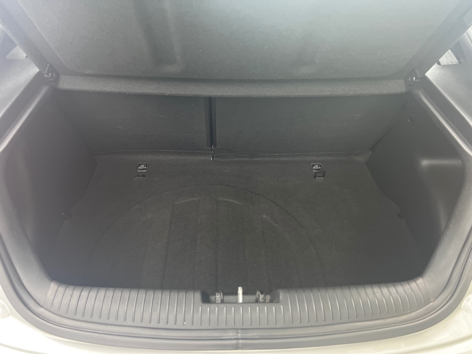 Used Hyundai Veloster 2012 for sale - 77005556: Photo 31