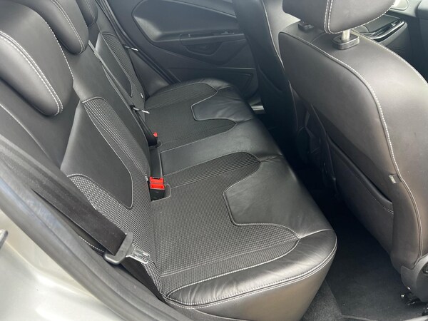 Used Ford Fiesta for sale - 76247329: Photo 23