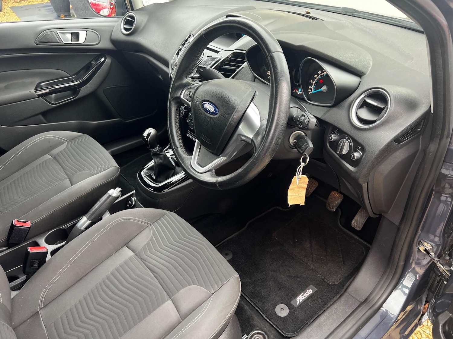 Used Ford Fiesta 2013 for sale - 76945992: Photo 14