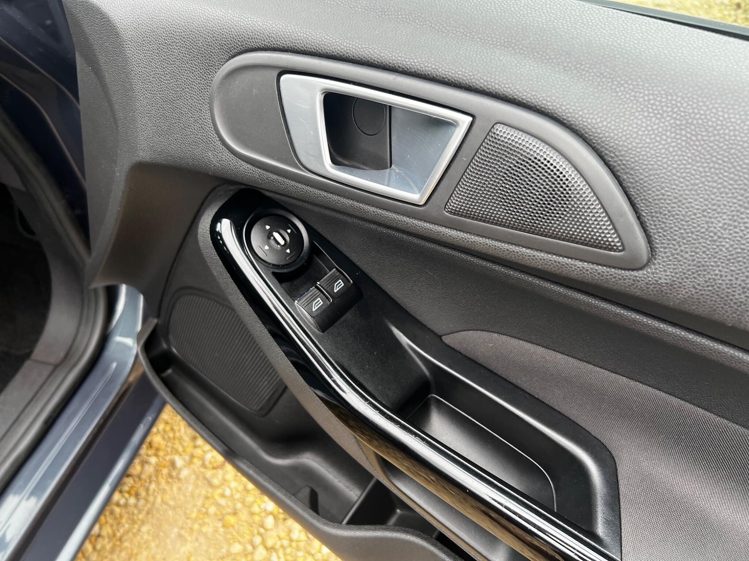 Used Ford Fiesta 2013 for sale - 76945992: Photo 22