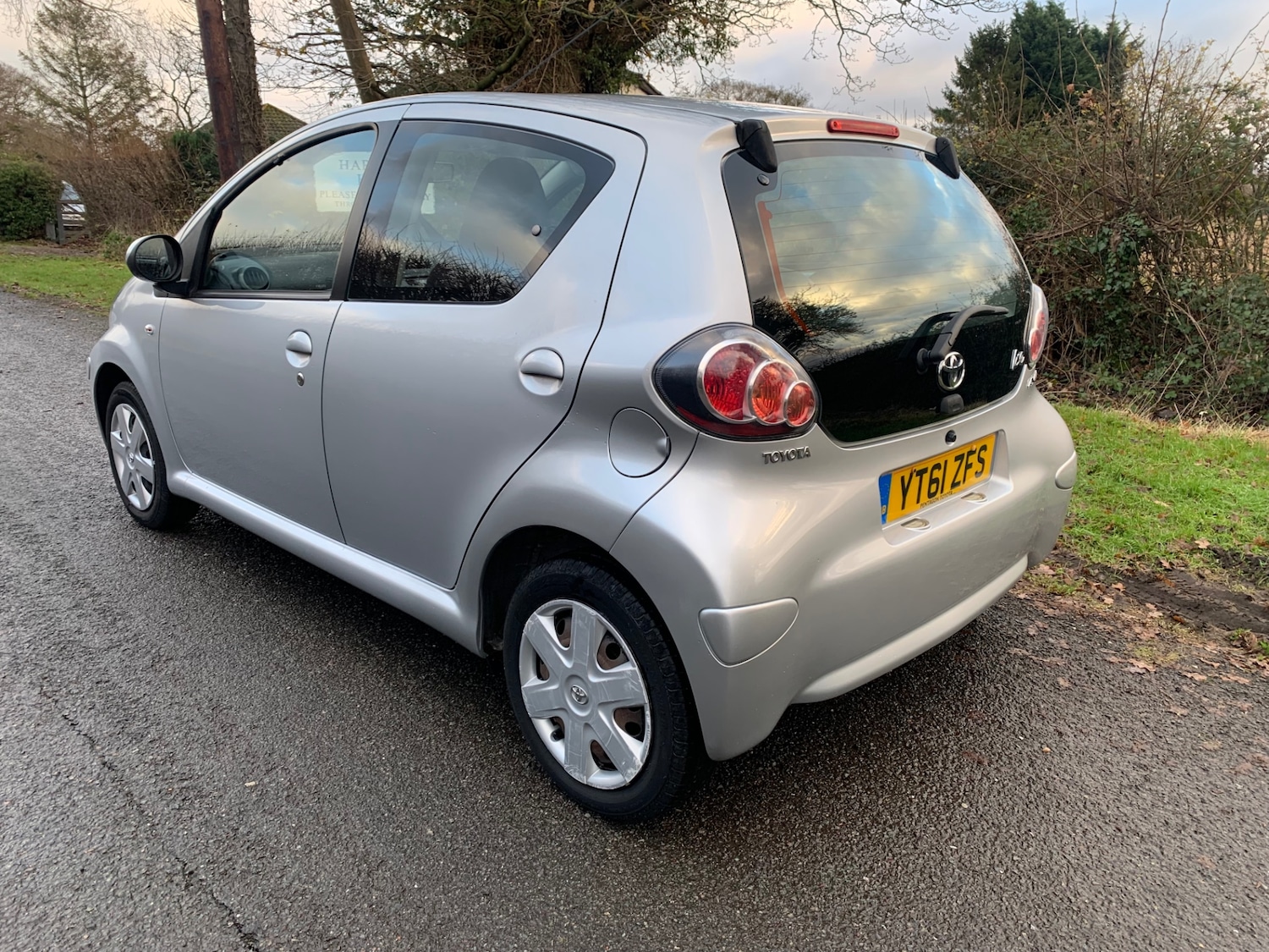 Used Toyota AYGO 2011 for sale - 76960729: Photo 6