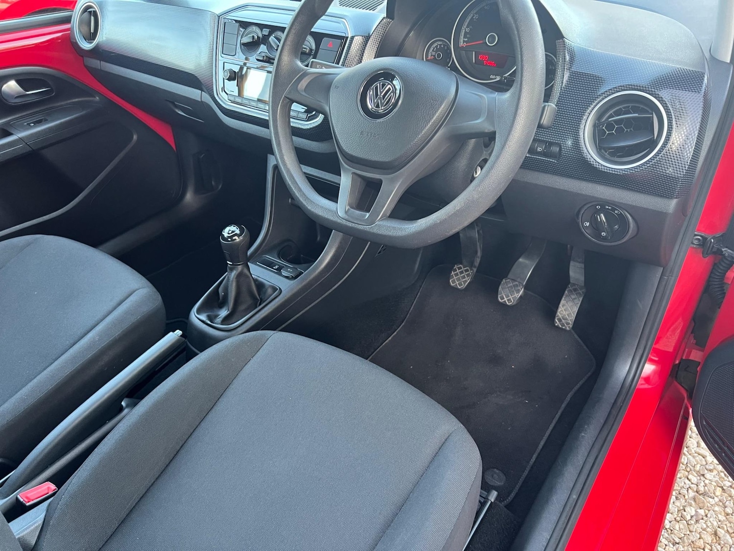 Used Volkswagen up! 2017 for sale - 77440901: Photo 14