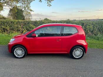Used Volkswagen up! 2017 for sale - 77440901: Photo