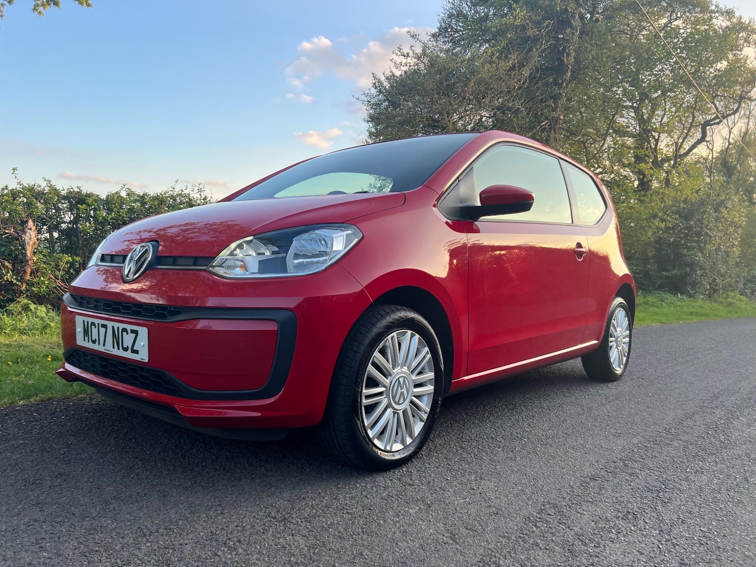 Used Volkswagen up! 2017 for sale - 77440901: Photo 9