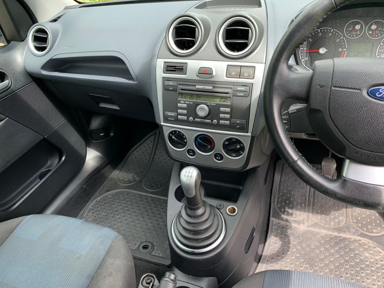 Used Ford Fiesta 2006 for sale - 76968437: Photo 16