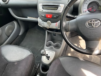 Used Toyota AYGO for sale - 76246985: Photo 3
