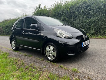 Used Toyota AYGO for sale - 76246985: Photo 4
