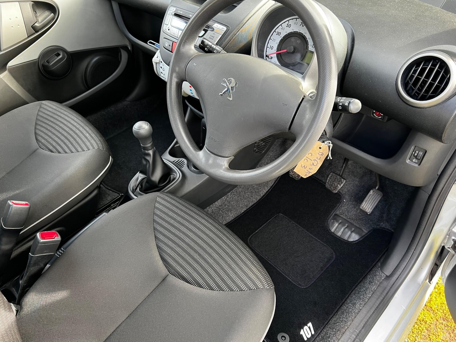 Used Peugeot 107 2012 for sale - 76945989: Photo 13