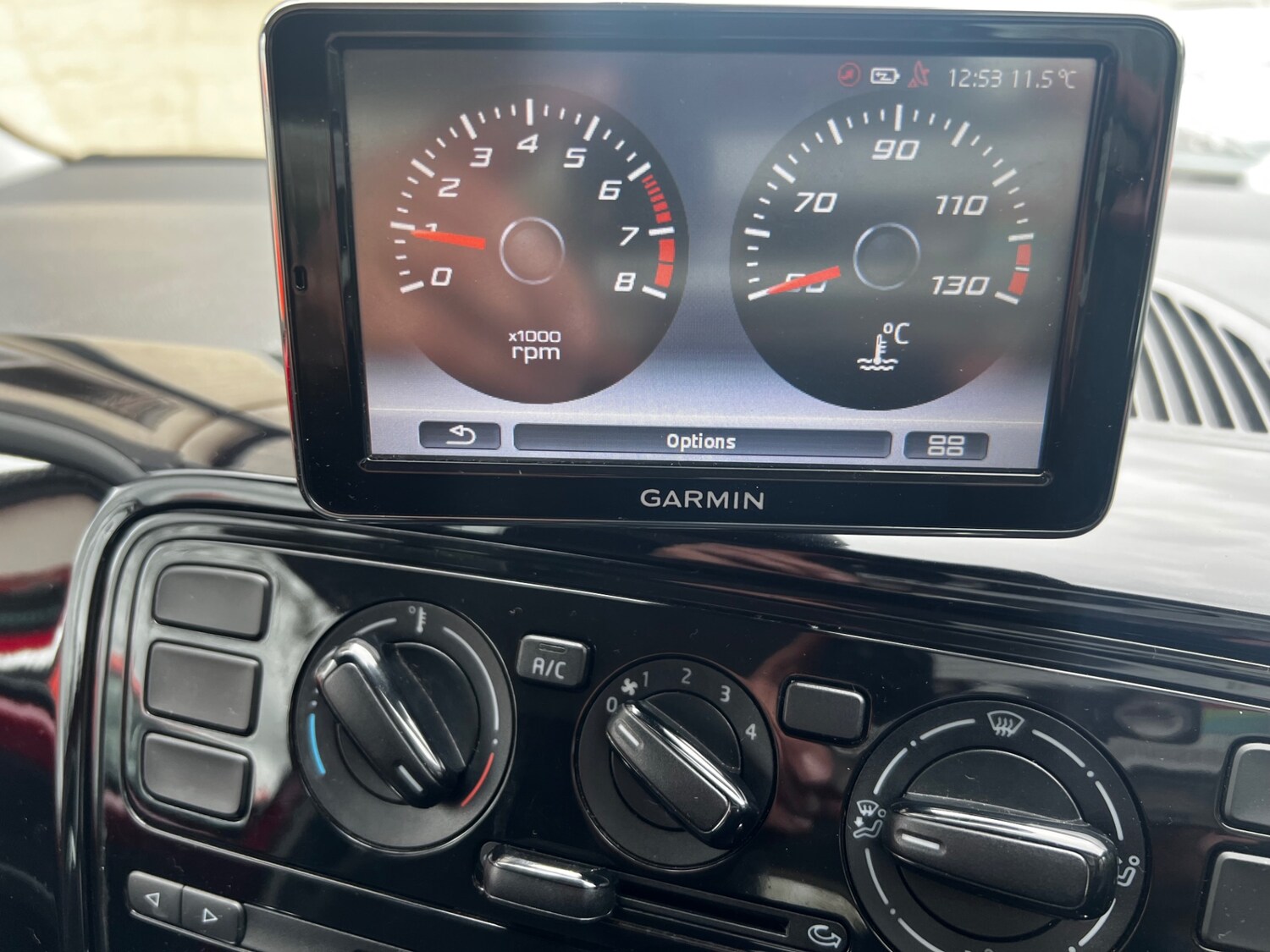 Used Volkswagen up! 2013 for sale - 77998760: Photo 11