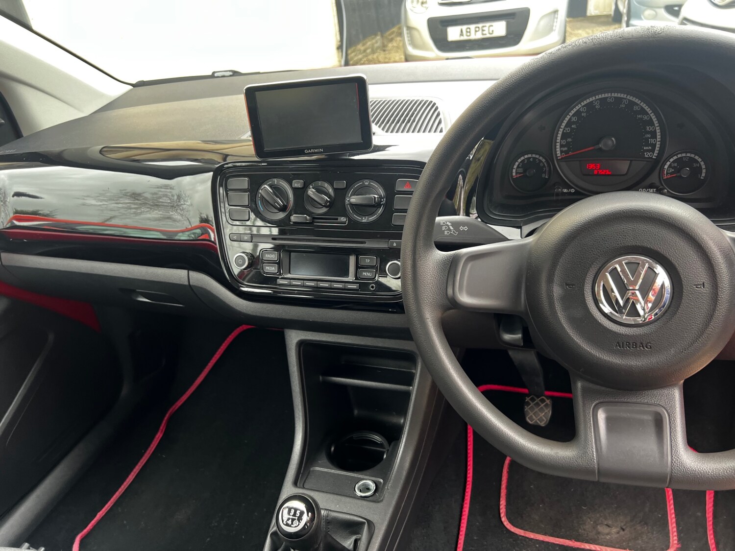 Used Volkswagen up! 2013 for sale - 77998760: Photo 13