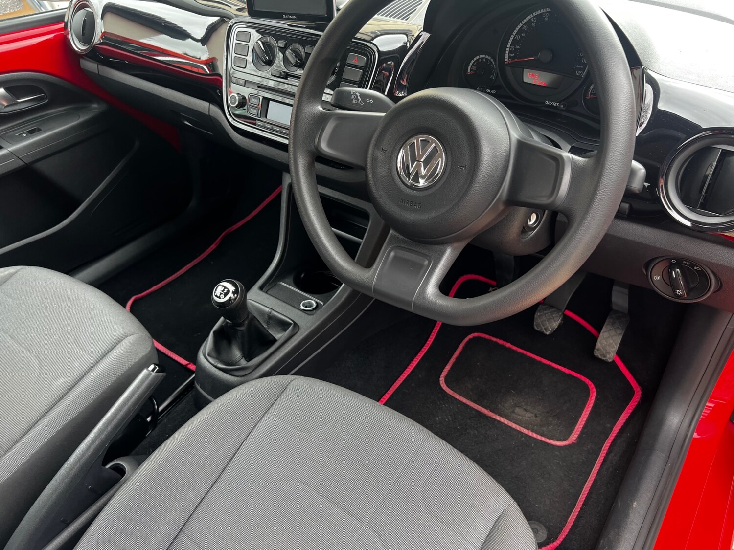 Used Volkswagen up! 2013 for sale - 77998760: Photo 14
