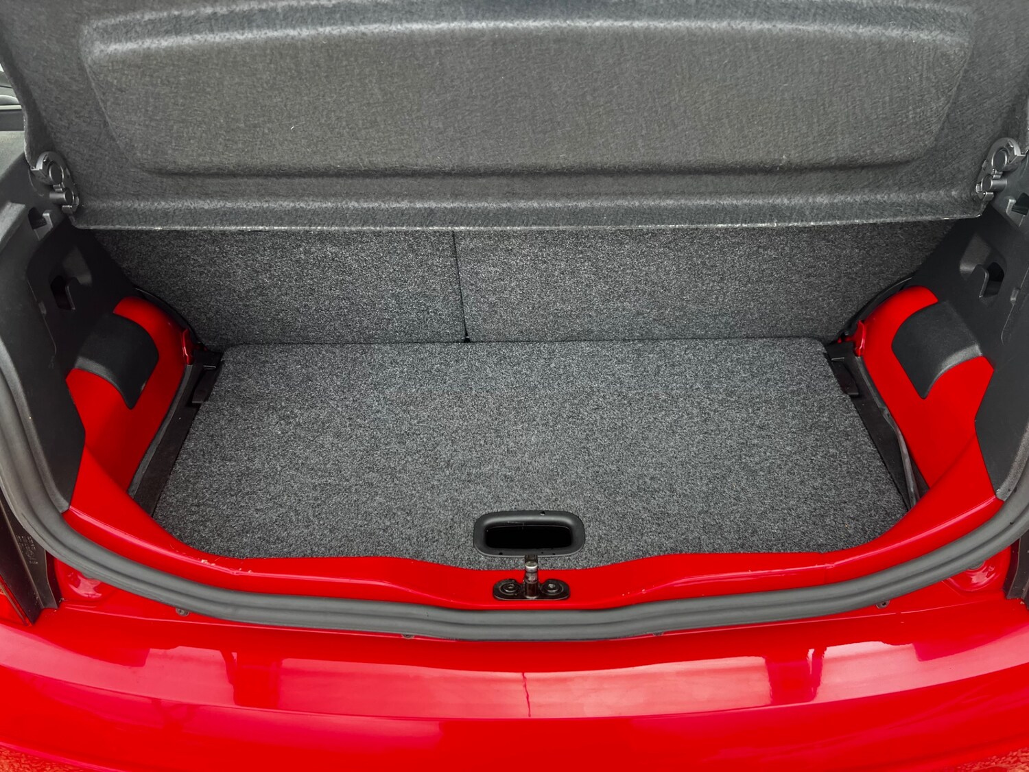 Used Volkswagen up! 2013 for sale - 77998760: Photo 20