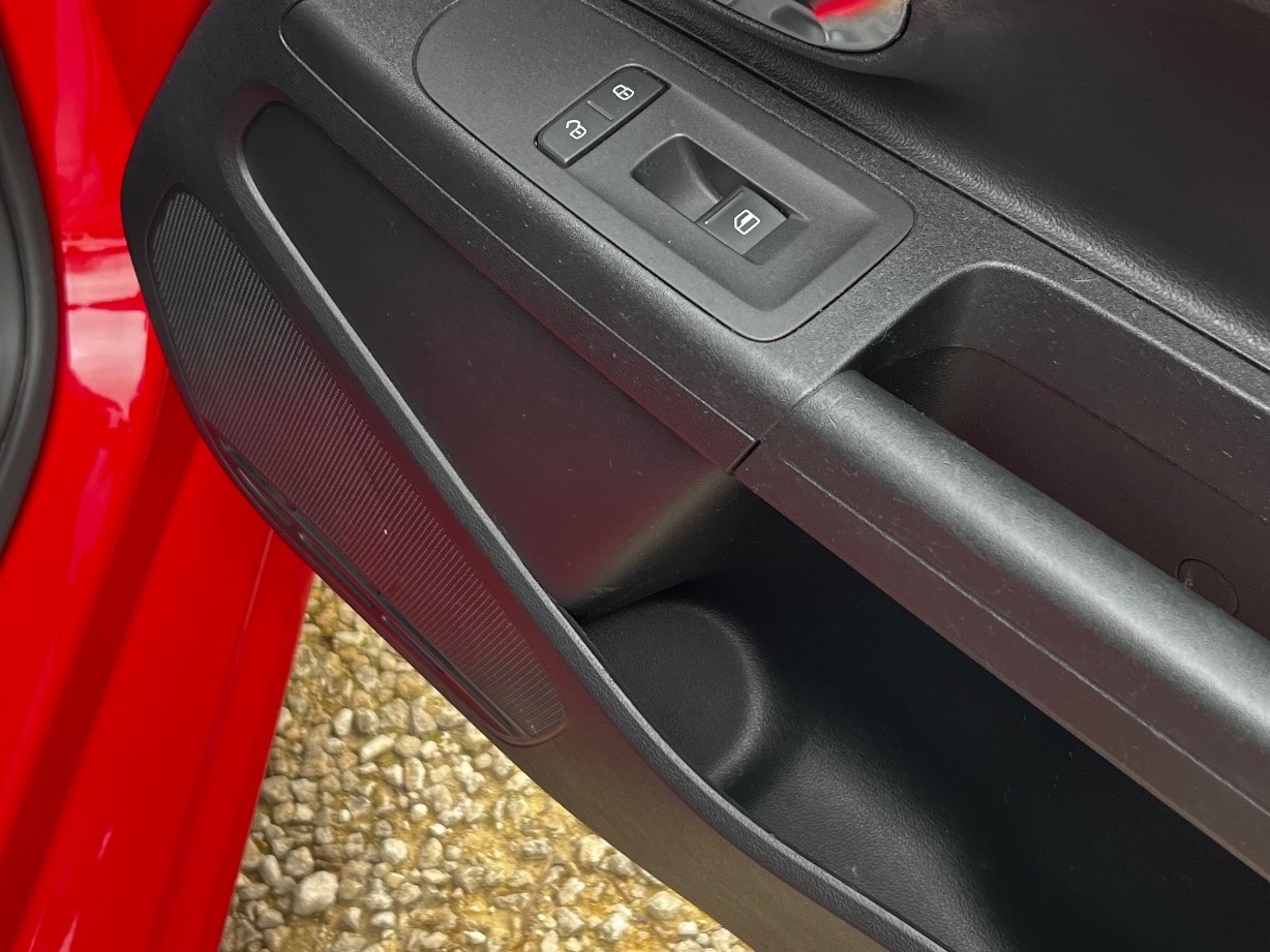 Used Volkswagen up! 2013 for sale - 77998760: Photo 21