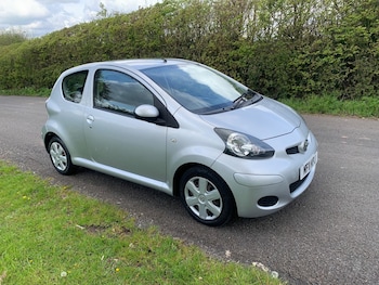 Used Toyota AYGO 2011 for sale - 77683618: Photo