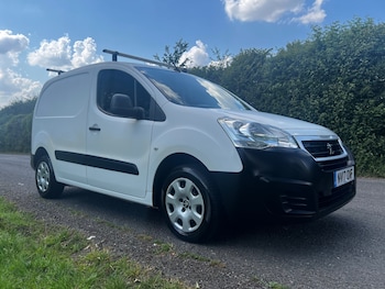 Used Peugeot Partner 2017 for sale - 78559272: Photo