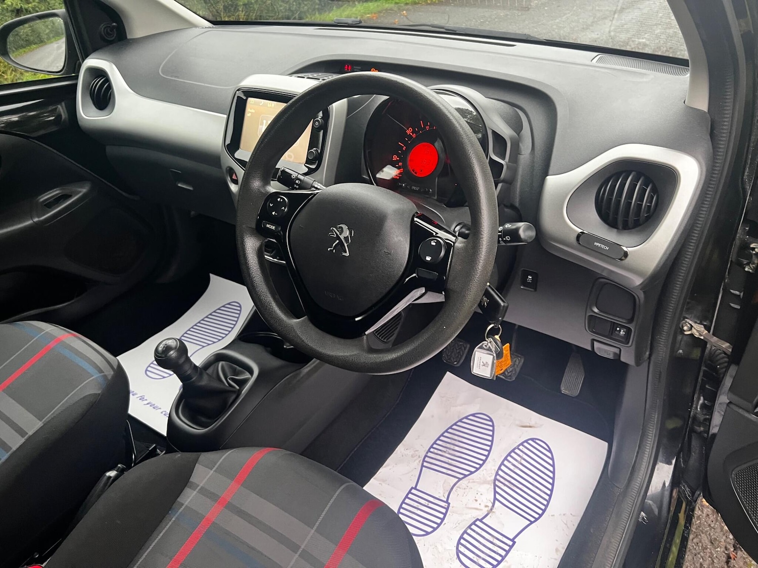 Used Peugeot 108 2015 for sale - 76175276: Photo 17