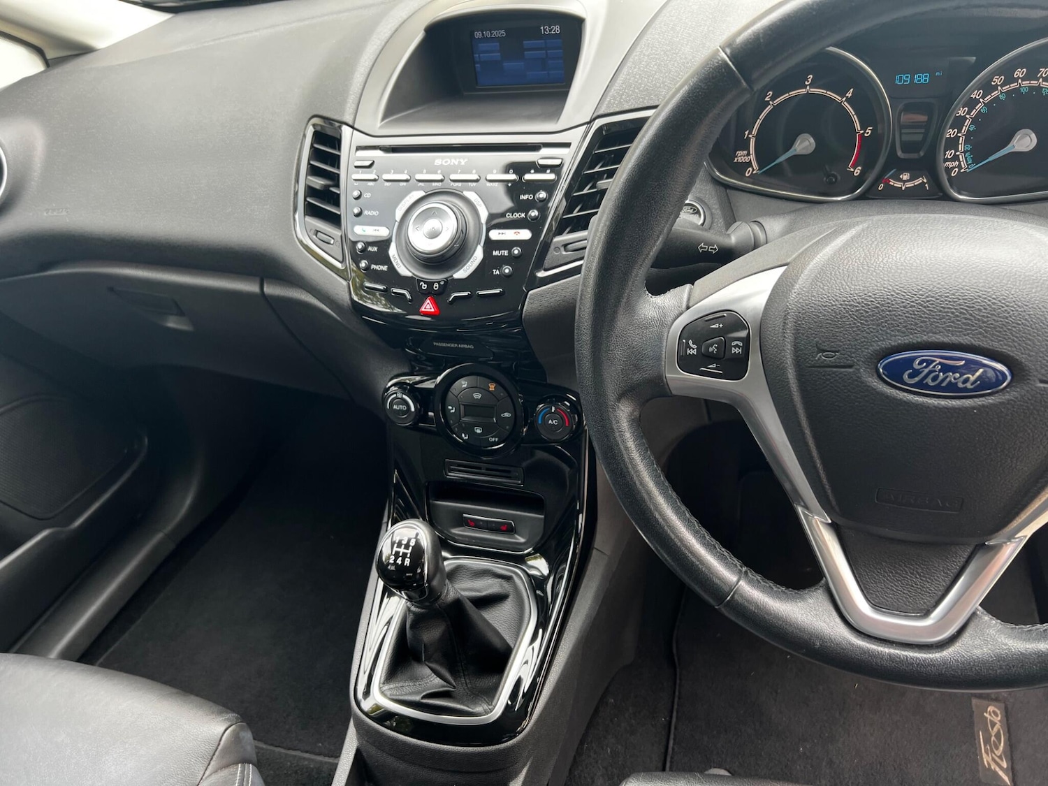 Used Ford Fiesta 2016 for sale - 77612665: Photo 17