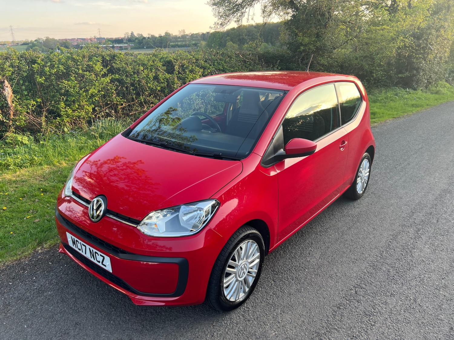 Used Volkswagen up! 2017 for sale - 76958832: Photo 7