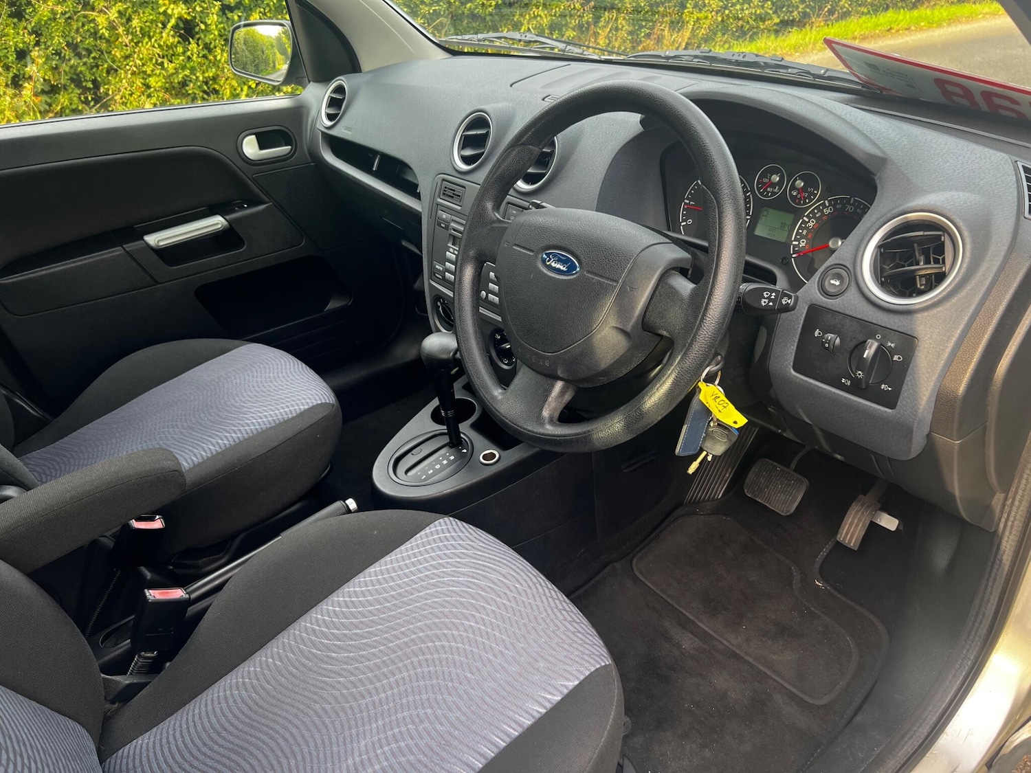 Used Ford Fusion 2007 for sale - 76945994: Photo 15