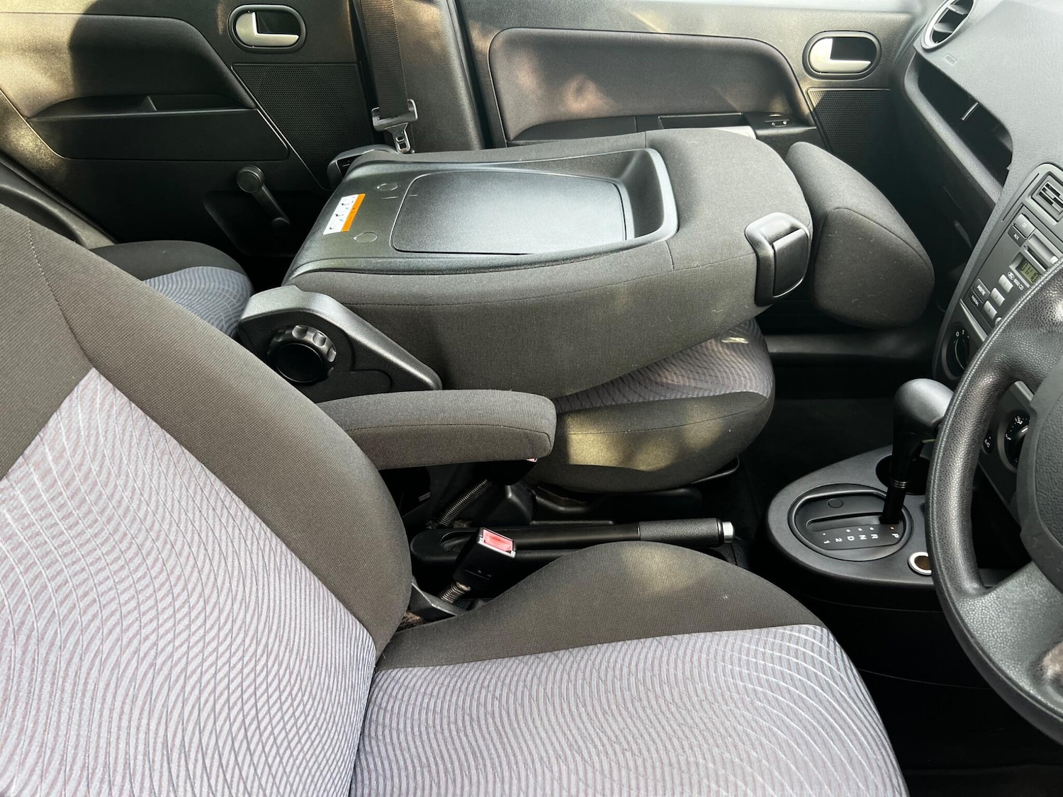 Used Ford Fusion 2007 for sale - 76945994: Photo 18