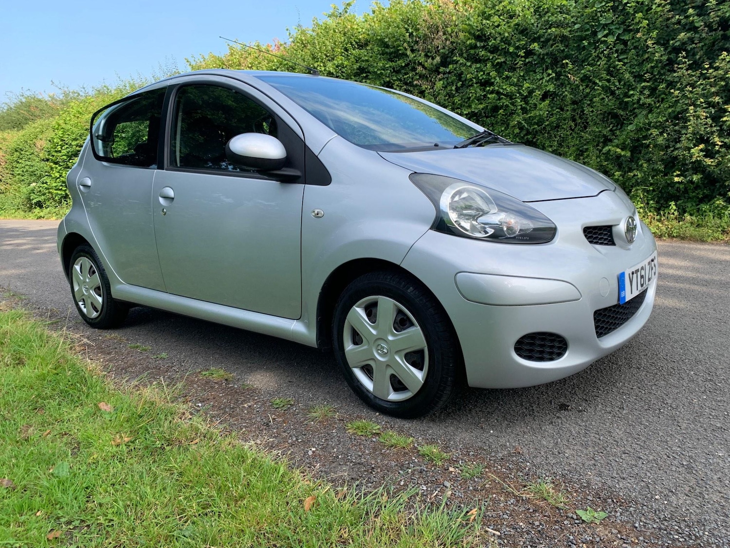 Used Toyota AYGO 2011 for sale - 76175087: Photo 1