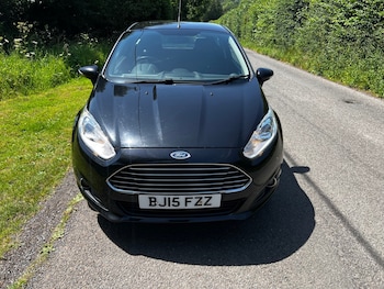 Used Ford Fiesta 2015 for sale - 78926420: Photo