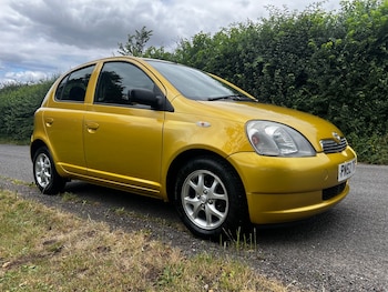 Used Toyota Yaris 2002 for sale - 79033330: Photo