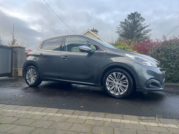 Used Peugeot 208 2016 for sale - 76474125: Photo 5