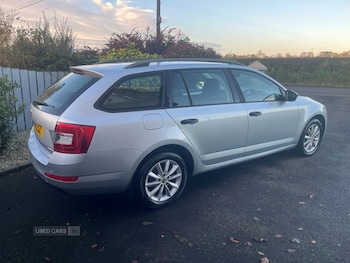 Used Skoda Octavia 2014 for sale - 76271329: Photo