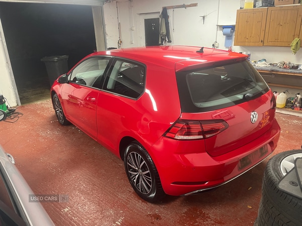 Used Volkswagen Golf 2018 for sale - 76787355: Photo 2