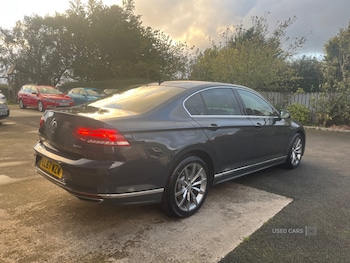 Used Volkswagen Passat 2018 for sale - 76110075: Photo 4