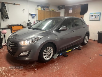 Hyundai i30 feature image