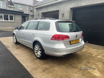Used Volkswagen Passat 2011 for sale - 77599480: Photo