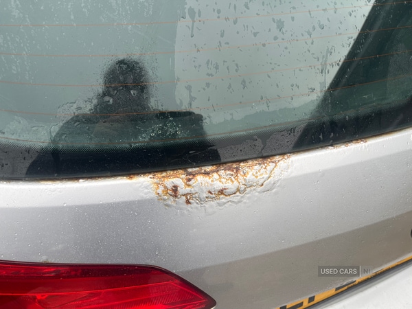 Used Volkswagen Passat 2011 for sale - 77599480: Photo 6